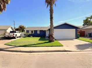 44 Fairview Ave, Gustine, CA 95322