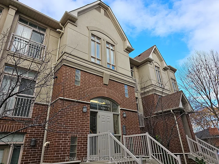 38 Gibson Ave #9 — Photo 1