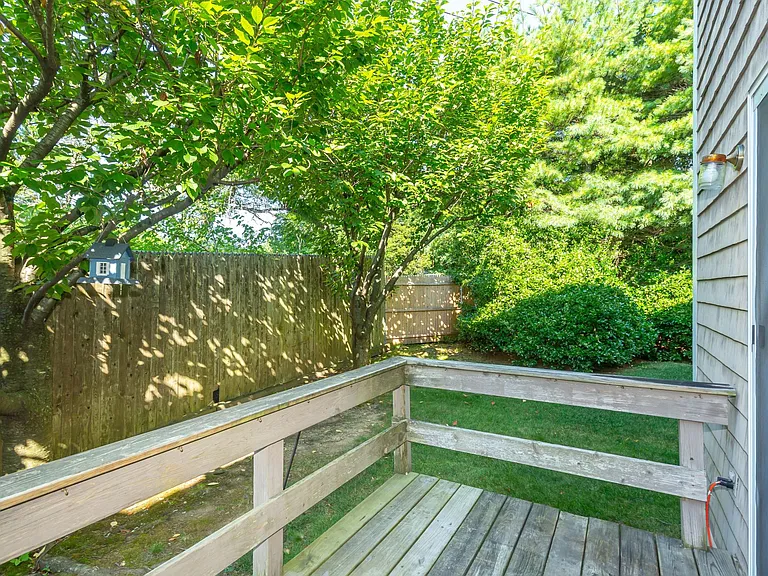 40 Herb Hill Rd #I — Photo 16