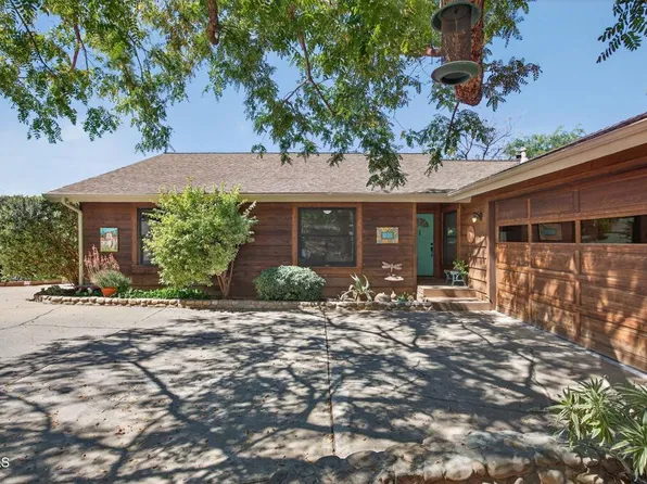 109 Portal St, Oak View, CA 93022