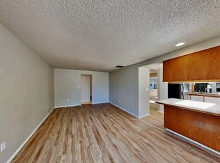 4007 SW 321st St #B1, Federal Way, WA 98023