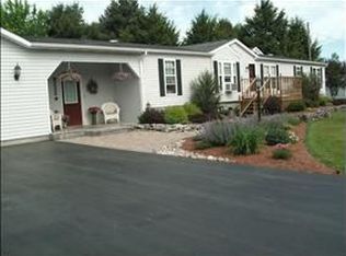 222 Tallman Rd, Champlain, NY 12919