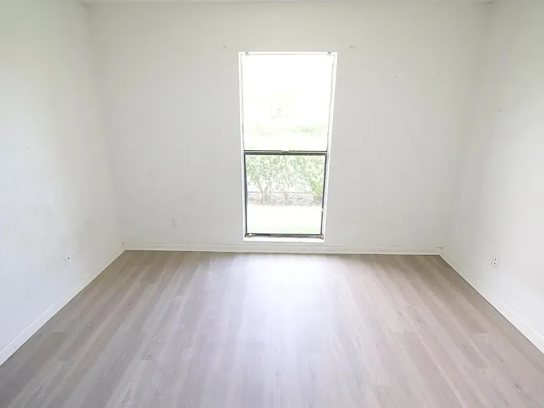 3788 Harwood St — Photo 11