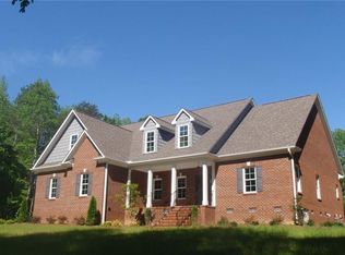 7301 Emeline Dr, Summerfield, NC 27358