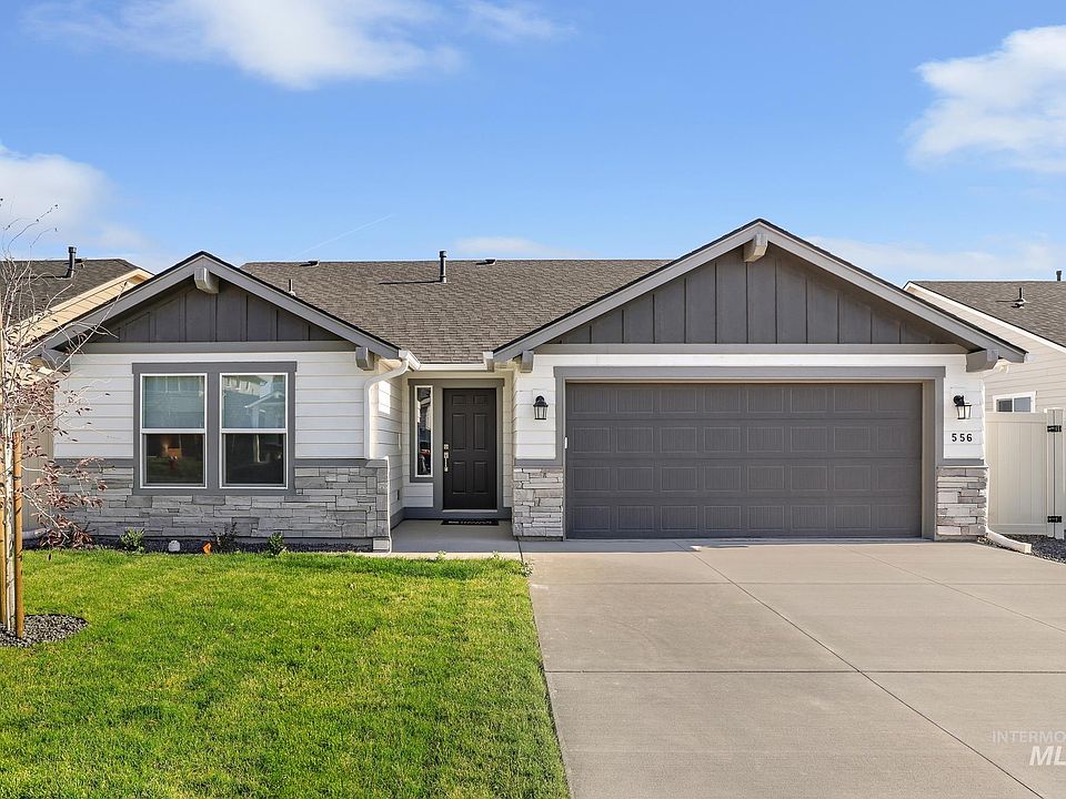 1st image of 556 Brads Pl