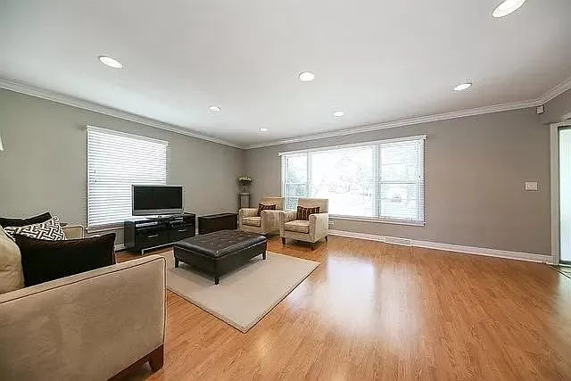 2 Tuttle Ave — Photo 14
