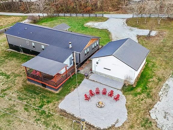 5th image of 1325 Star Gap Rd