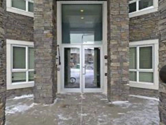 4th image of 240 E Skyview Ranch Rd NE #4214