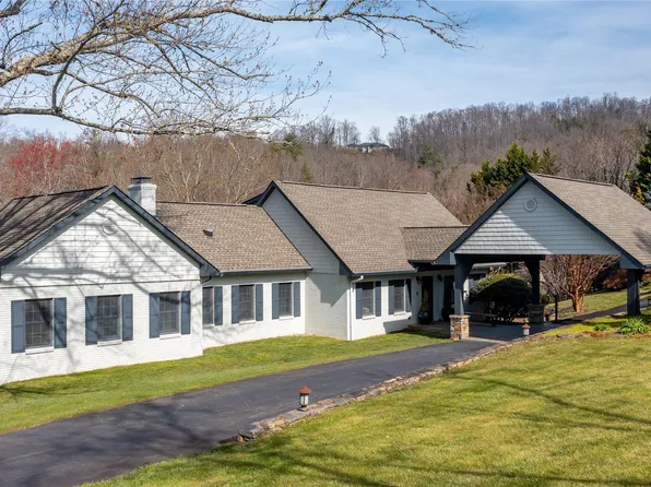 1236 Upper Brush Creek Rd, Fairview, NC 28730