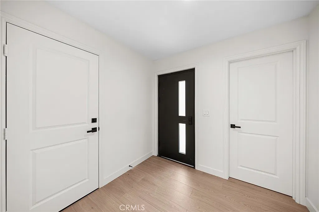4450 Temple City Blvd — Photo 4