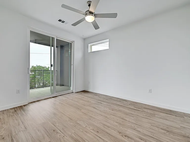 4801 Springdale Rd #1301 — Photo 14