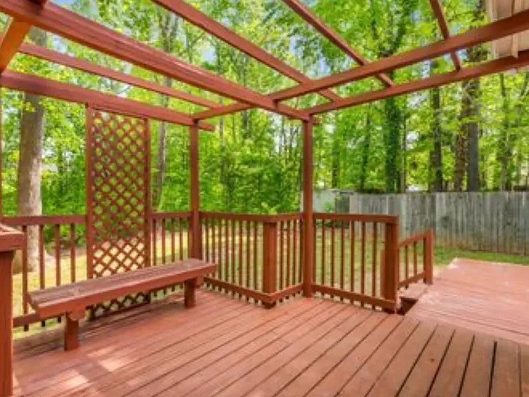 102 Cornwallis Dr — Photo 14