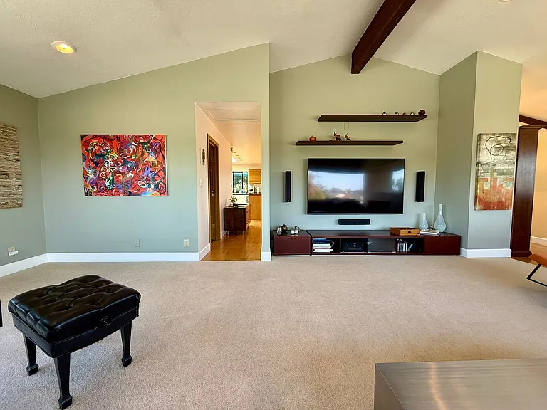 4221 Hill St — Photo 6