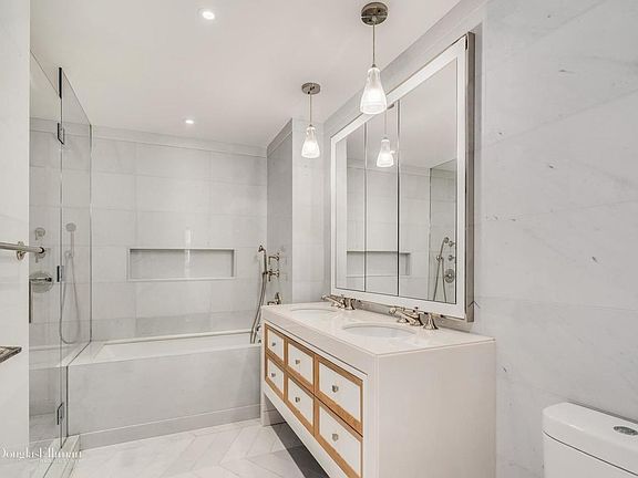 5th image of 212 Warren St APT 10N