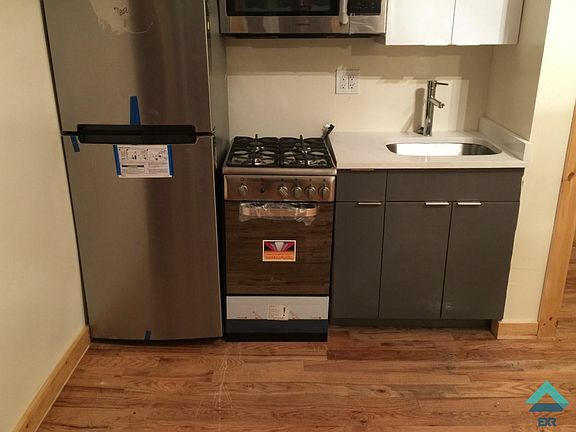 3rd image of 18 Irving Ave #1DG