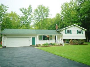 4756 Durst Clagg Rd, Cortland, OH 44410