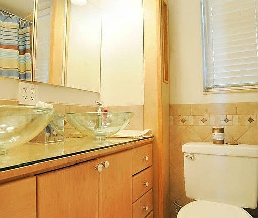 5th image of 333 E 43rd St APT 815
