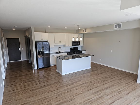 4th image of 2160 Highway 13 Unit 306