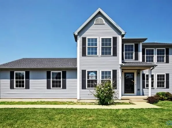 5640 Bermuda Dr, Walbridge, OH 43465