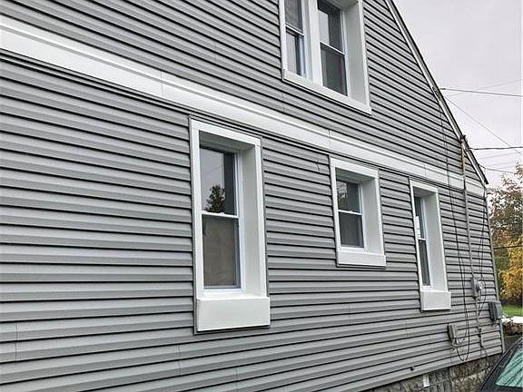 2nd image of 4605 E 144th St