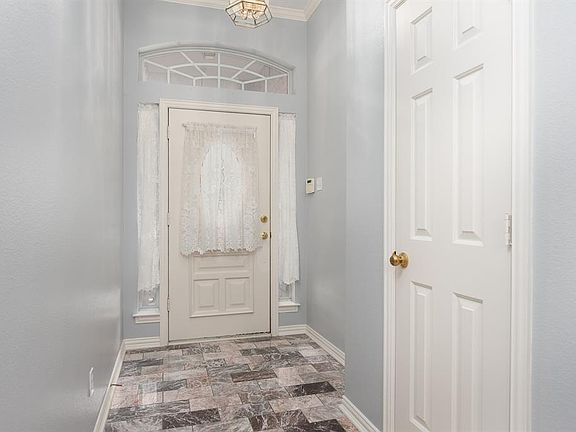 4th image of 1721 Palomino Dr