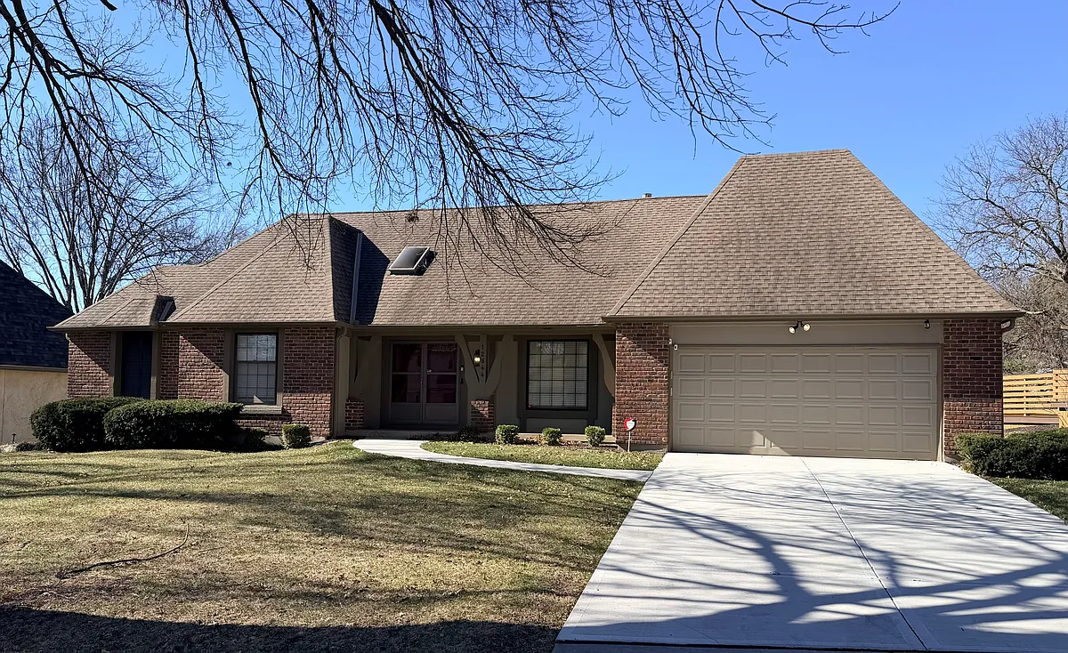 Building Photo - 12844 Pembroke Cir