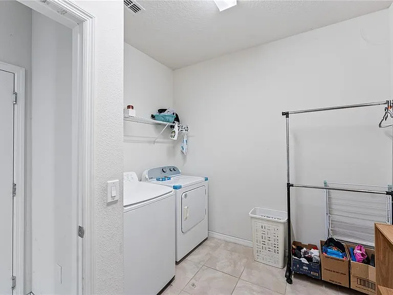 3624 Vega Creek Dr — Photo 14