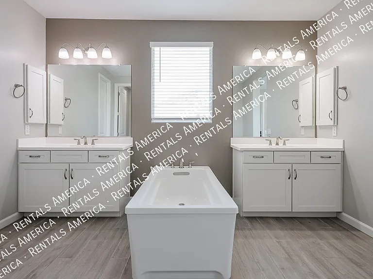 1829 E Saguaro Park Ln — Photo 82