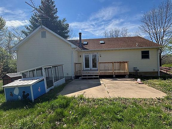 2nd image of 1546 Sugar Grove Rd