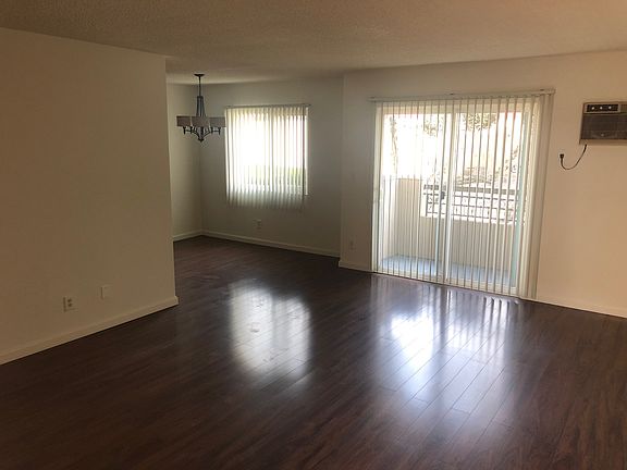 2nd image of 1525 S Saltair Ave APT 112