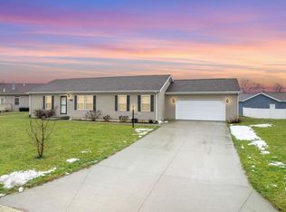 1201 E Portside Dr, Warsaw, IN 46580