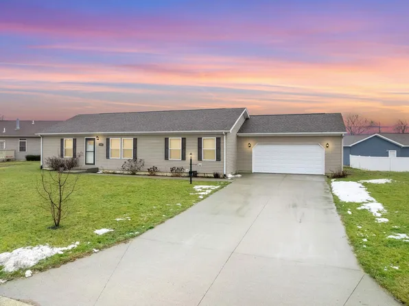 1201 E Portside Dr, Warsaw, IN 46580