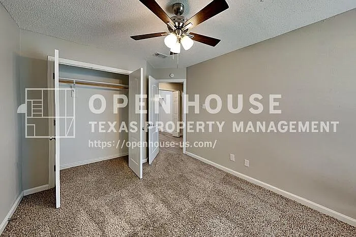 800 Stone Trail Dr — Photo 16