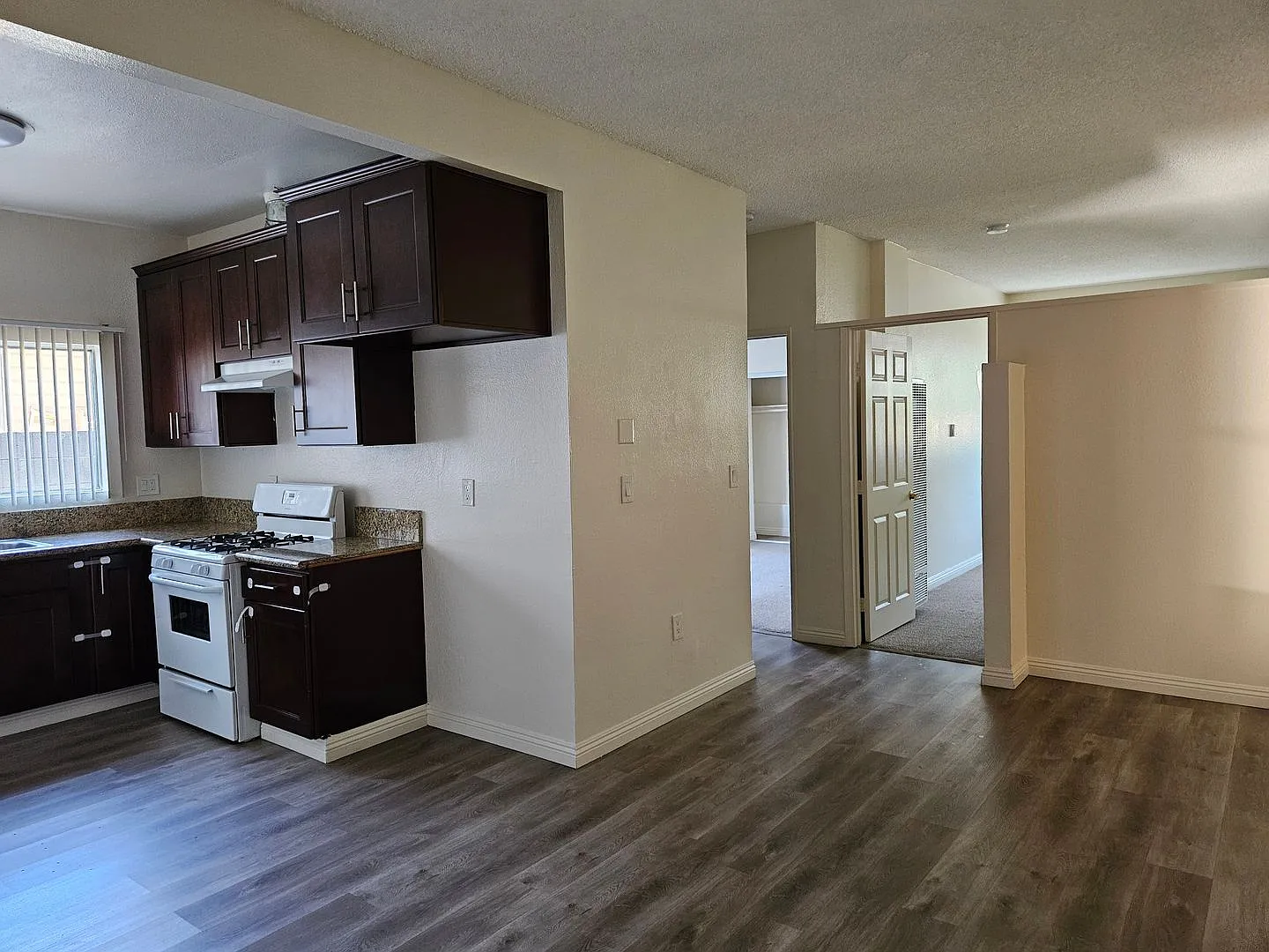 10259 Tujunga Canyon Blvd., Tujunga — Photo 2