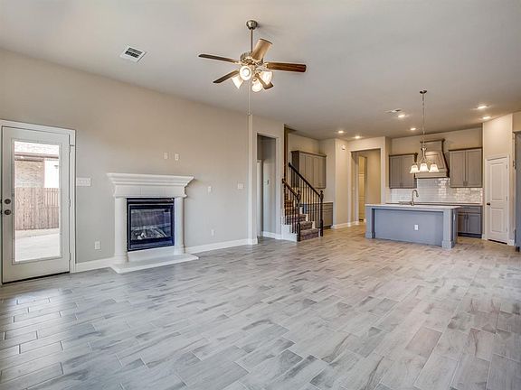 5th image of 1448 Benavites Dr