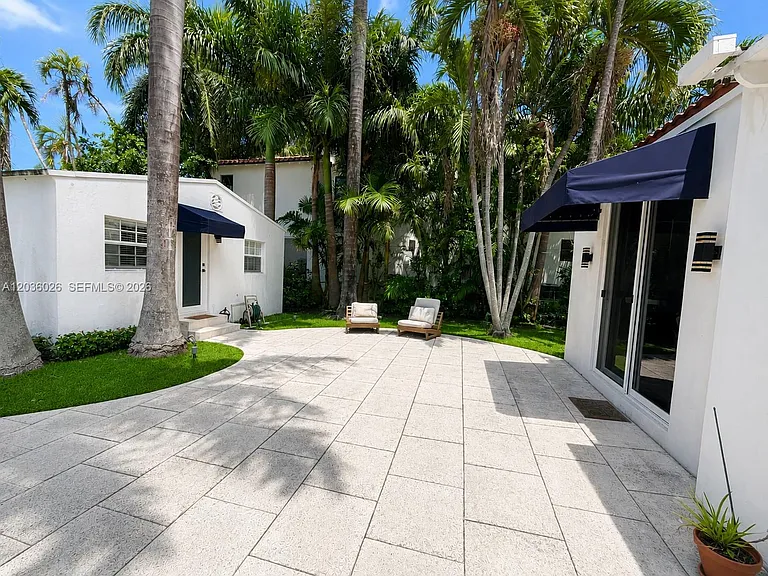 265A Palm Ave — Photo 3
