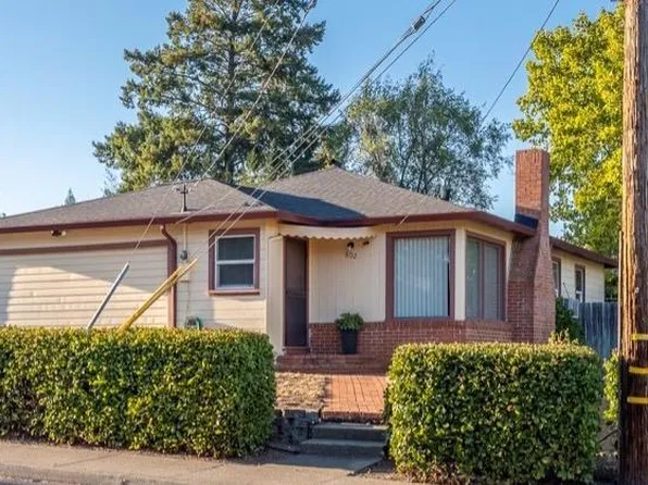 802 Walnut Avenue, Ukiah, CA 95482