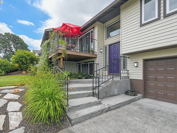 2nd image of 15602 NE 29th Ave