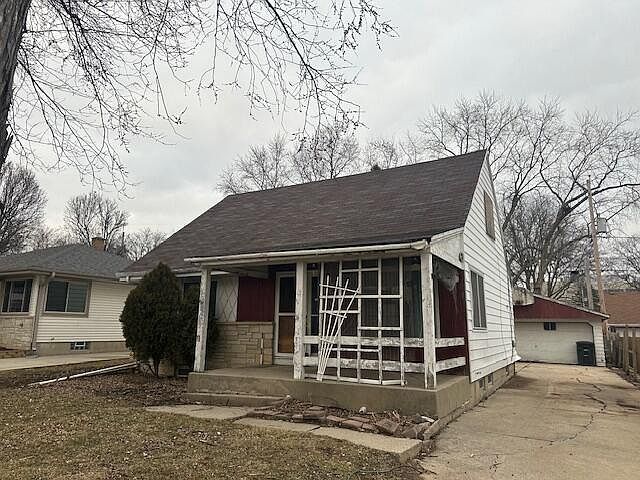 1st image of 222 N 111th STREET