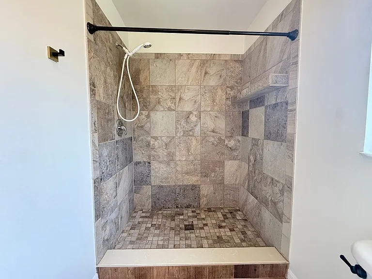 4010 Wilkes Dr — Photo 2