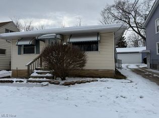 5220 Forest Ave, Maple Heights, OH 44137