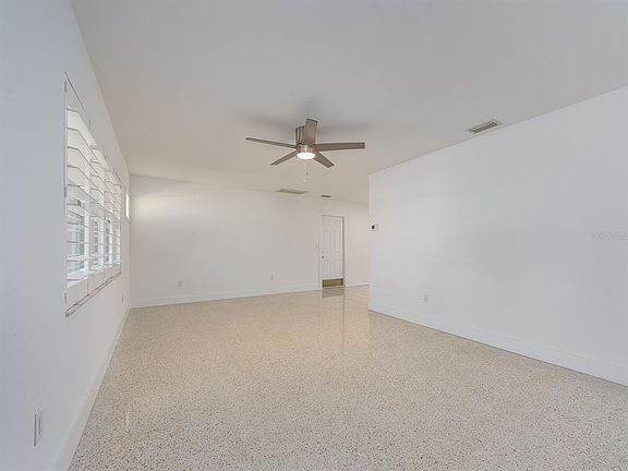 4th image of 63 NICHOLAS DRIVE