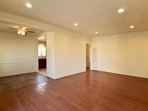 3rd image of 2463 Lincoln Ave