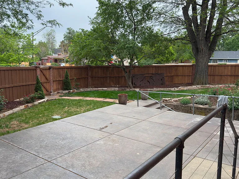 1717 Iris Ave — Photo 11