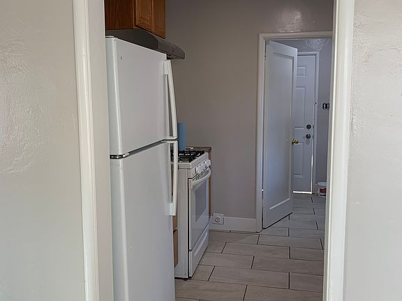 2nd image of 2603 Prentiss Pl #1