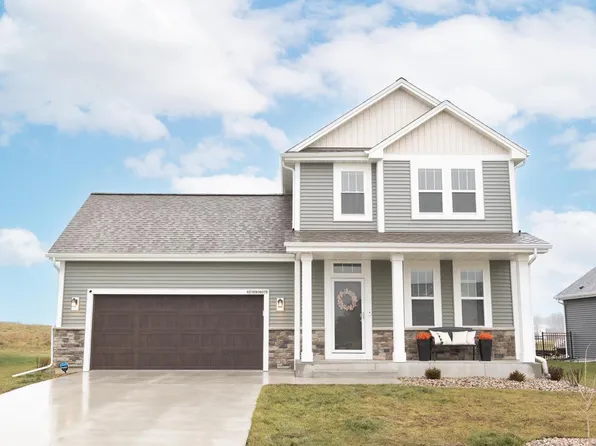 W218N16079 Tiger Lily DRIVE, Jackson, WI 53037