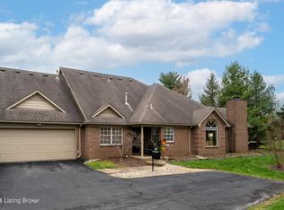 4104 Adelaide Ct, Louisville, KY 40241