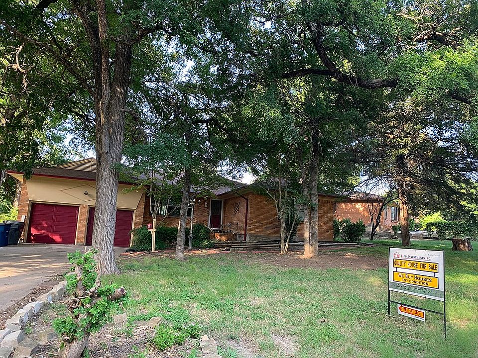 Front new garage doors 