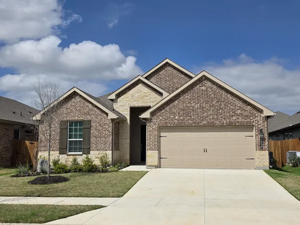 1620 Swallow St, Denton, TX 76205