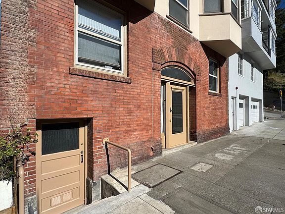 3rd image of 1545 Taylor St